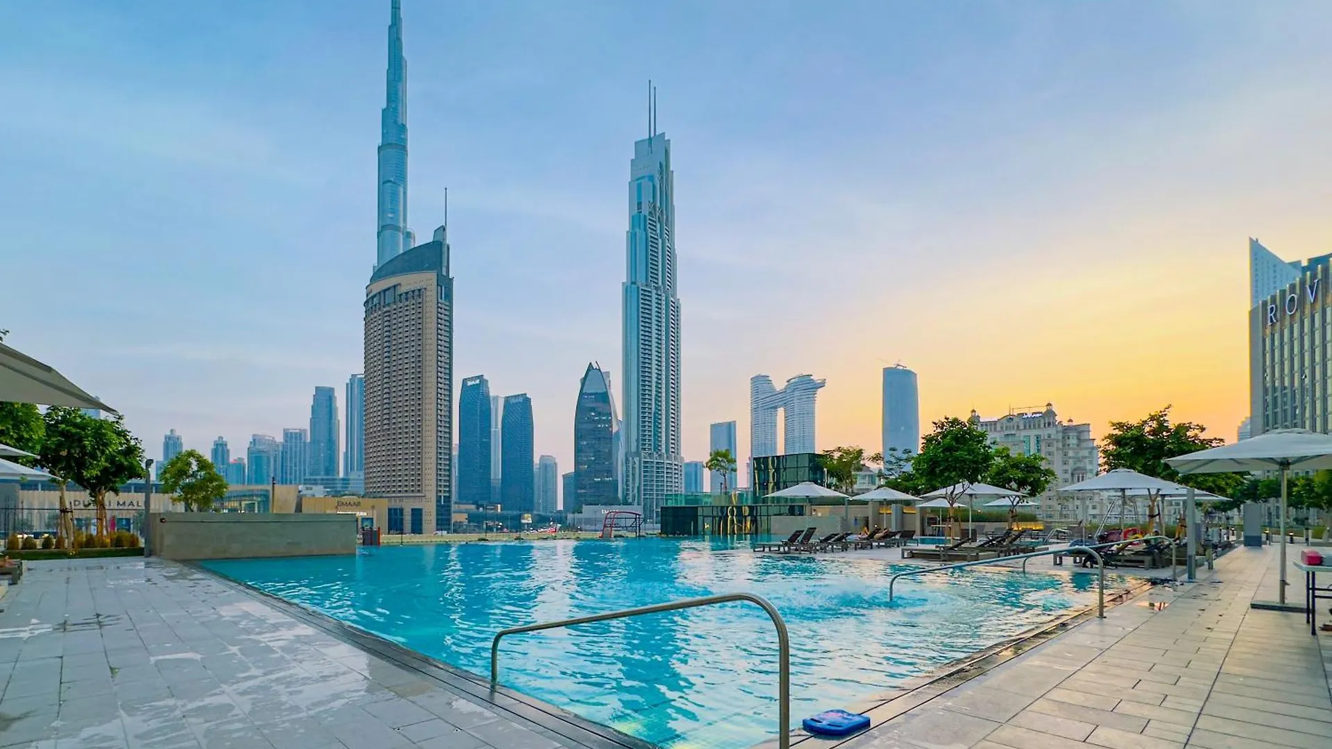 Luxury 2Br Burj Khalifa Views 5Min Walk Dubai Mall 0*,  United Arab Emirates